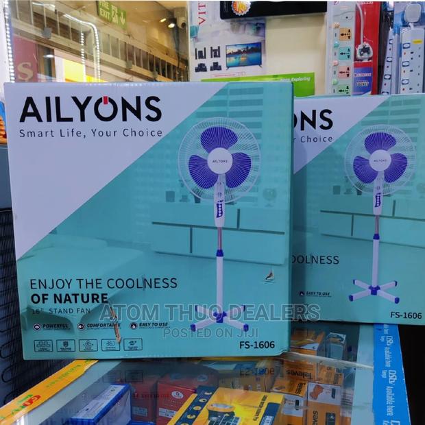 *Lyons 16" Stand Fan at * - main view