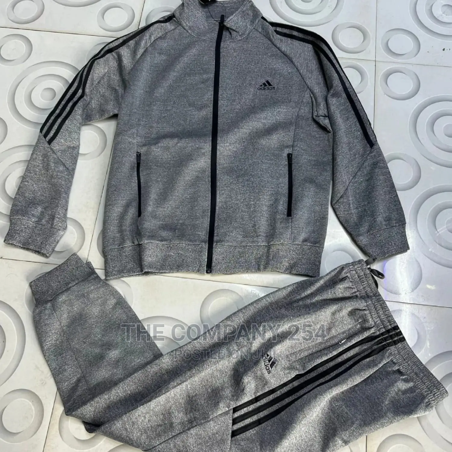 Adidas Unisex Tracksuits M to 4xl
