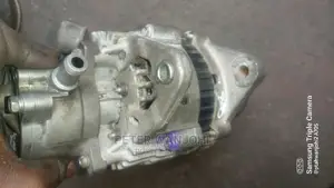 Isuzu NQR Alternator