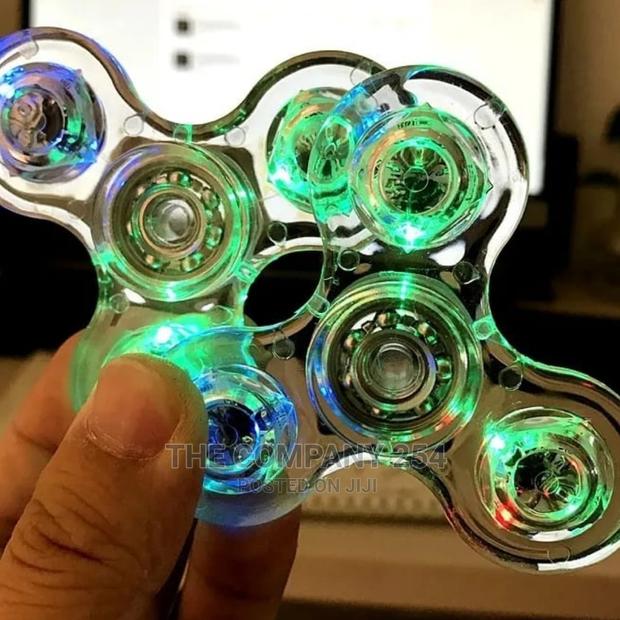 Crystal Luminous Hand Spinning Fidget Ksh.299 - thumbnail 2