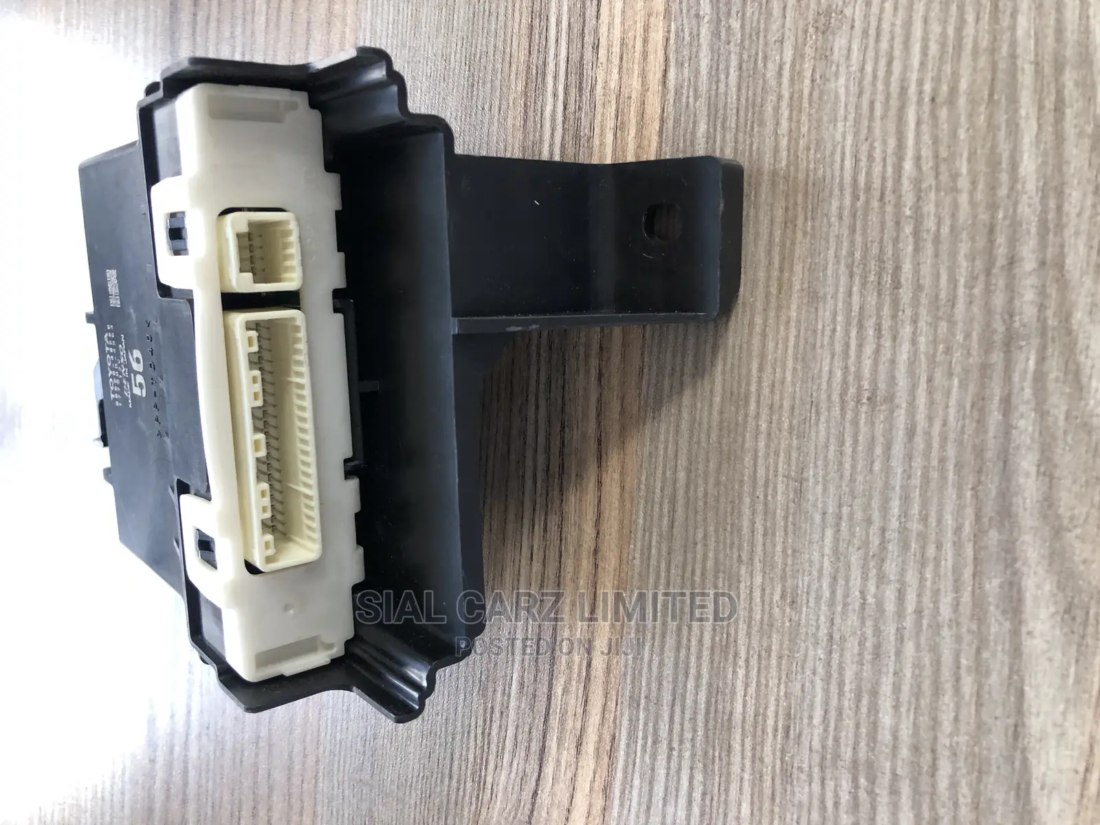 Toyota Harrier Ac Controller 2015 and 2016 Model