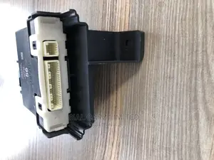 Toyota Harrier Ac Controller 2015 and 2016 Model