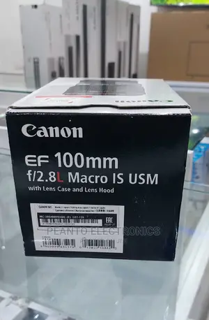 Canon Ef 100mm F 2.8 L Macro Is Usm