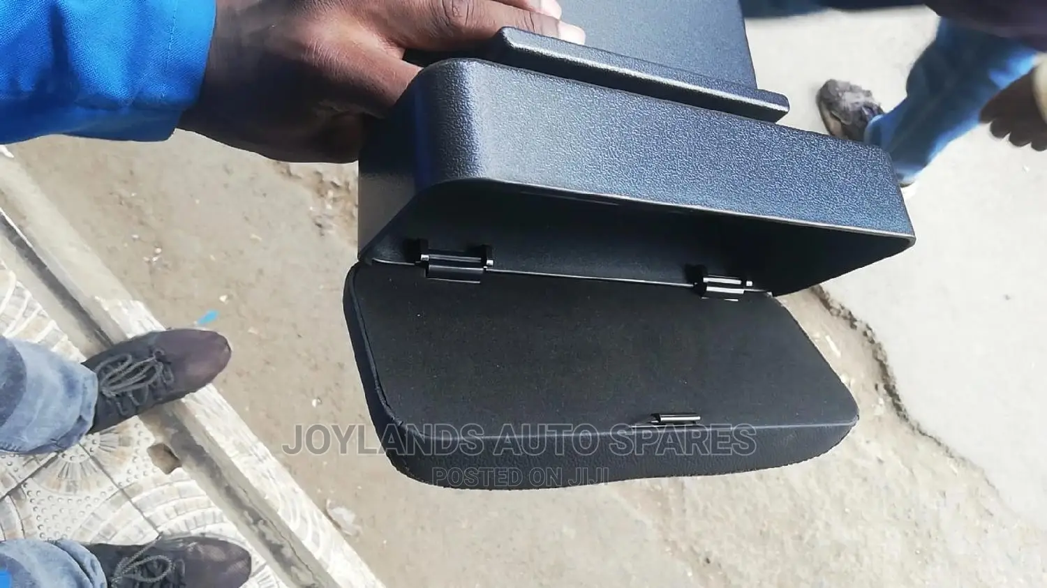 Universal Arm Rest