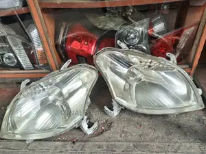 Raum Headlights Nonzenon With Bulbs and Sockets