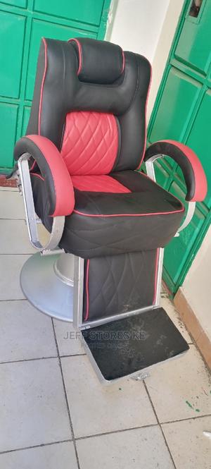 Local Adjustable Barber Chair - thumbnail 2