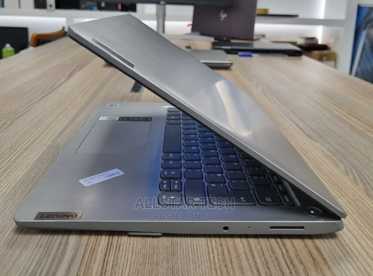 Laptop Lenovo Ideapad 3-14iil05 4GB Intel Core I5 SSD 1T