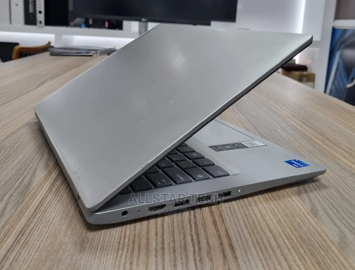 Laptop Lenovo Ideapad 3-14iil05 8GB Intel Core I5 HDD 1T