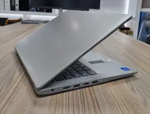 Laptop Lenovo Ideapad 3-14iil05 8GB Intel Core I5 HDD 1T