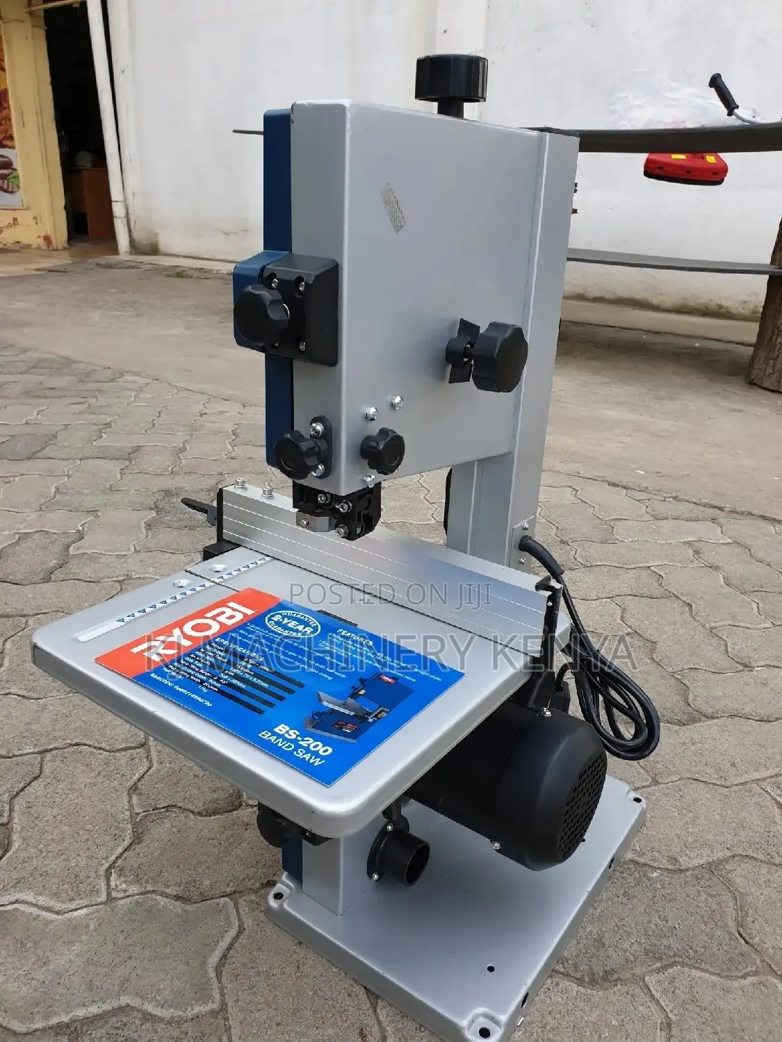 250watts Band Saw - Ryobi Brand