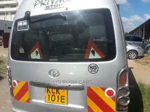 Toyota HiAce 2010 Silver