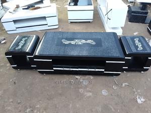 Coffee Table Black+2 Stools. - thumbnail 2