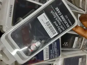 SAMSUNG Galaxy S22 Silicone Cover, Protective Phone Case, So