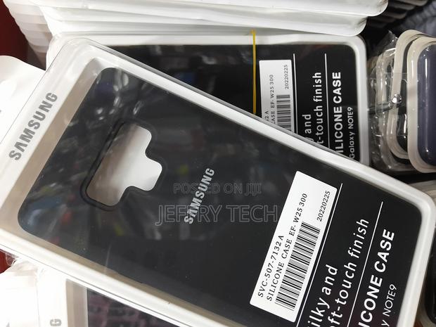 Samsung Galaxy Note 9 Case High Quality Soft Liquid Silicone - thumbnail 2