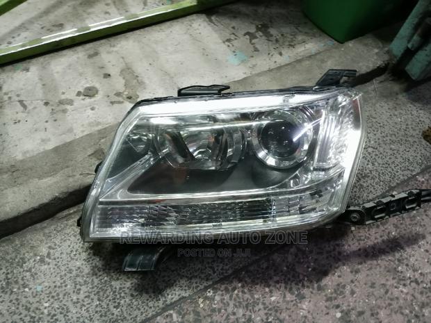Suzuki Esqudo Headlight Xenon.