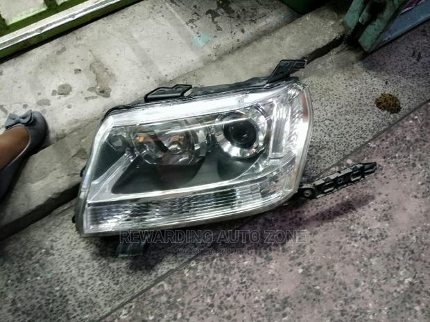 Suzuki Esqudo Headlight Xenon. - thumbnail 2