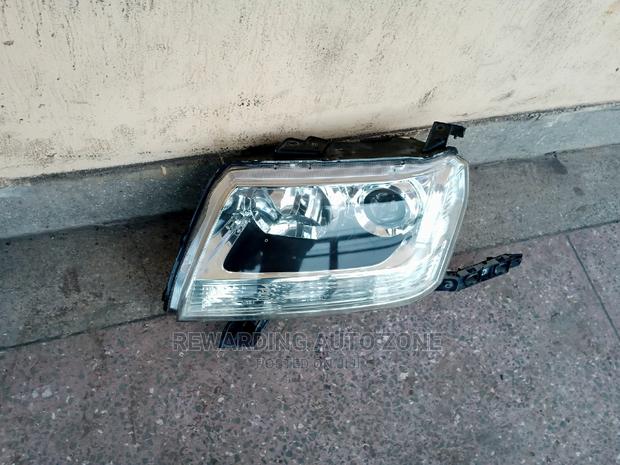 Suzuki Esqudo Headlight Xenon. - thumbnail 3
