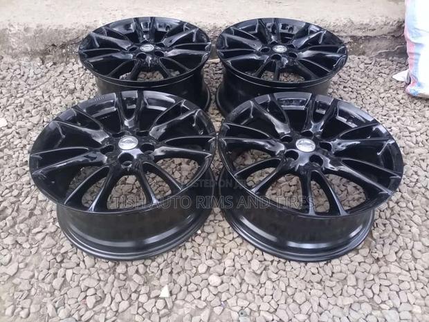 Nissan Skyline 18 Inch Rims Set