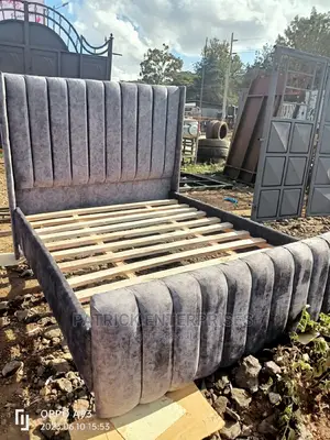Morden Bed 4 by 6 Fitts