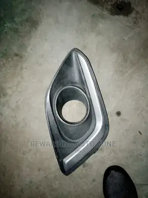 Suzuki Swift 2013 Foglights Cover.
