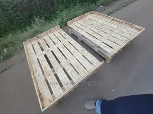 Exotic Wooden Pallet Bed - 5*6 DIY Detachable/Attachable Bed
