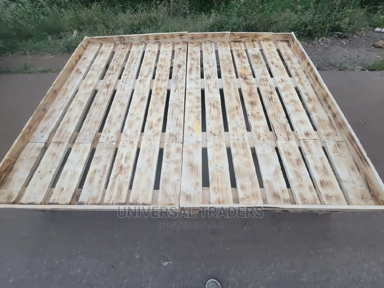 Exotic Wooden Pallet Bed - 5*6 DIY Detachable/Attachable Bed