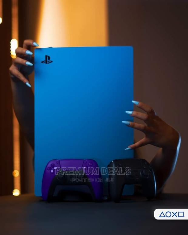 Standard Ps5 With Two Pads