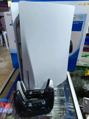 Ps5 Standard With Two Controllers