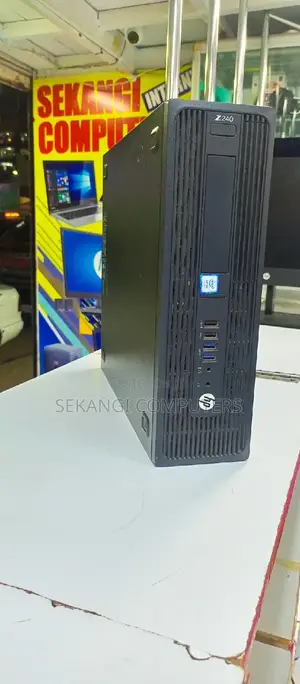 Desktop Computer HP Z240 8GB Intel Xeon HDD 500GB