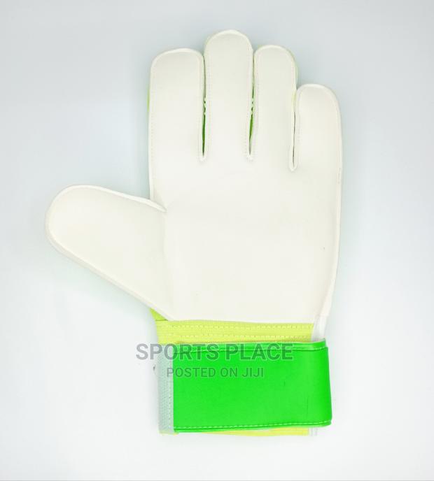 Adidas Goalkeeper Gloves - thumbnail 2