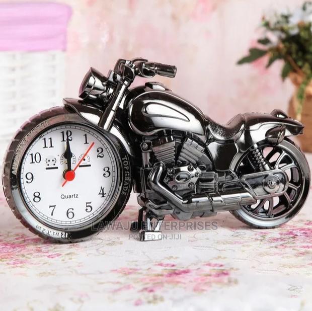 Vintage Alarm Clock Motorcycle Model Bedside Clock Home Deco - main view