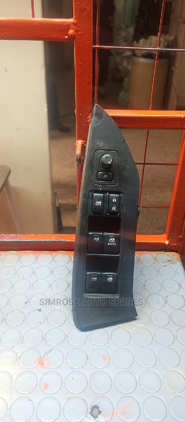 Subaru Forester 2014 Master Door Switch.