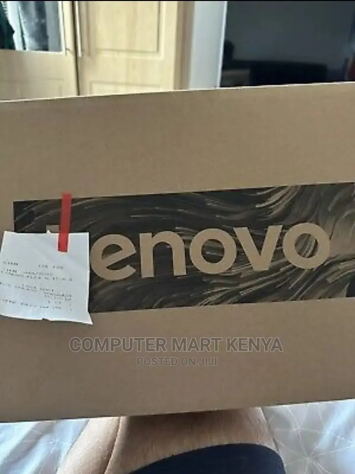 New Laptop Lenovo Flex 5 8GB Intel Core i7 SSD 512GB