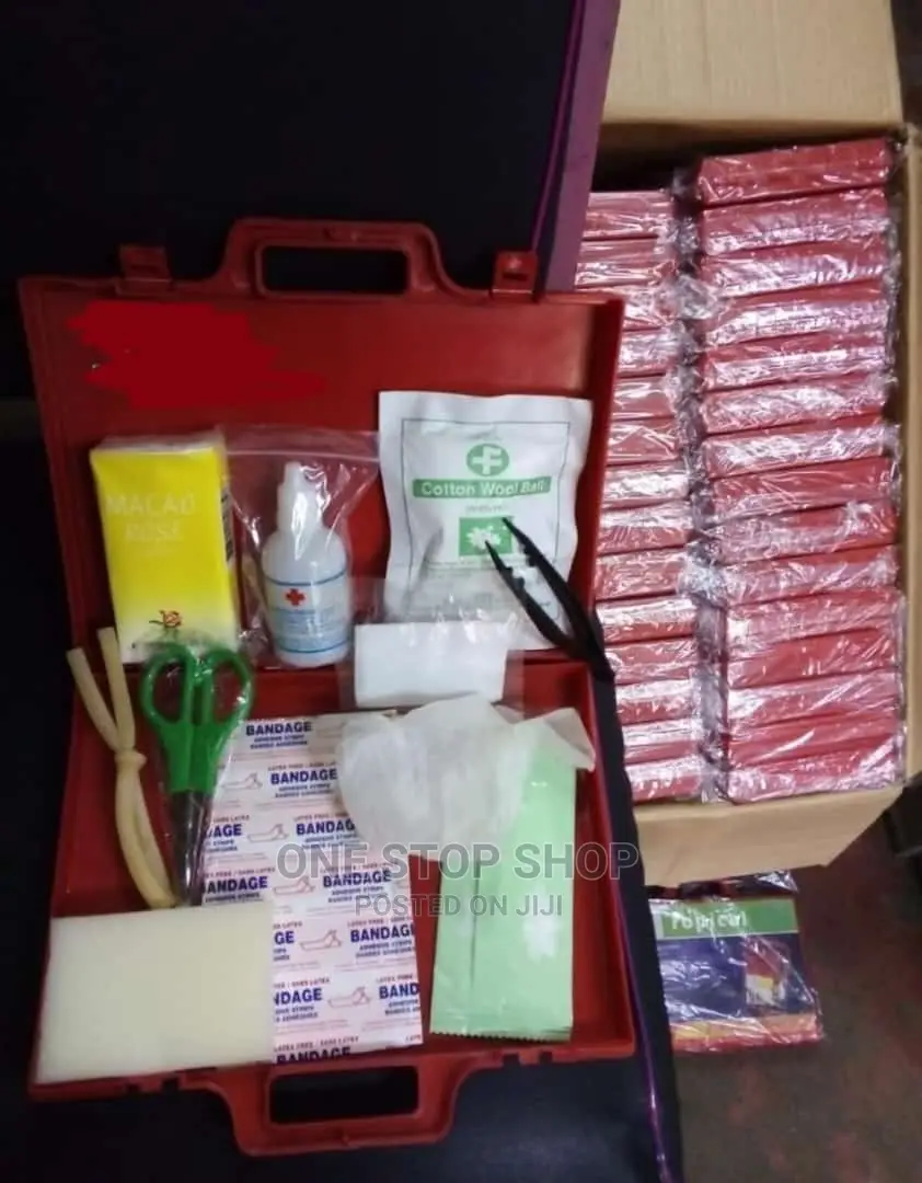 Equipped Car Road Emergency First Aid Box(10 Items)