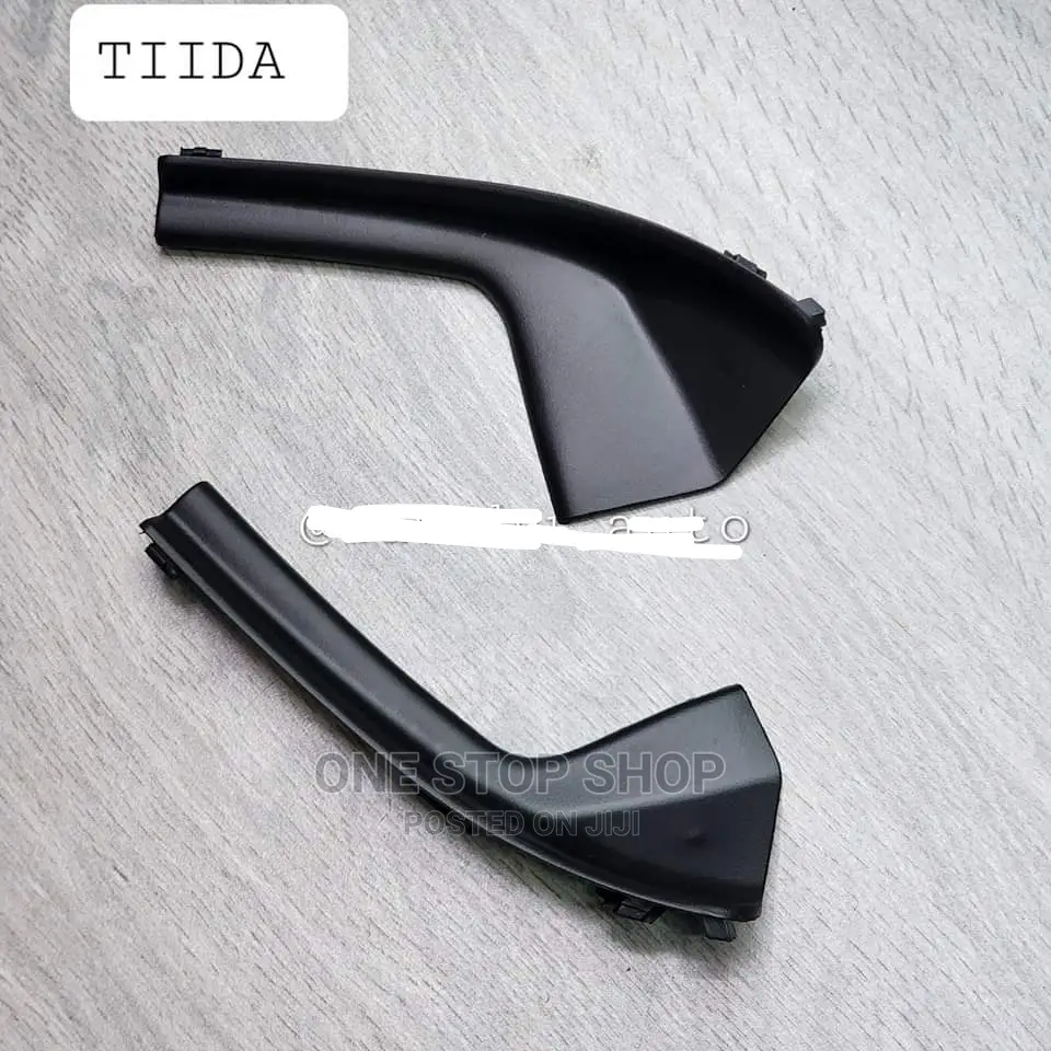 Tiida Windscreen Finisher