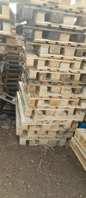 Wooden Pallets 076