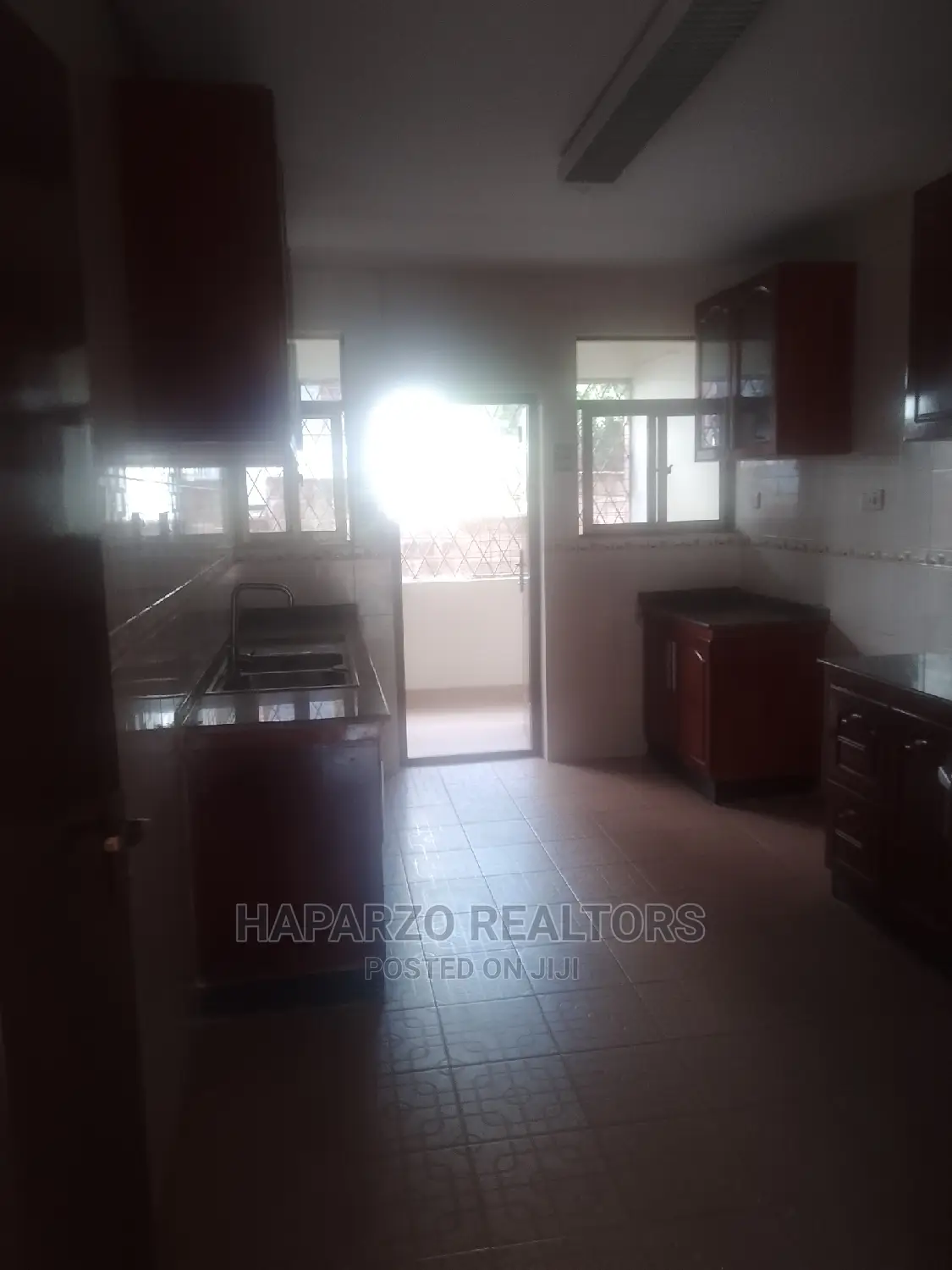 3bdrm Apartment in Riverside for rent