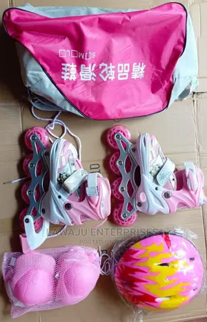 Skates Set (Skates, Safety Gear, Helmet)