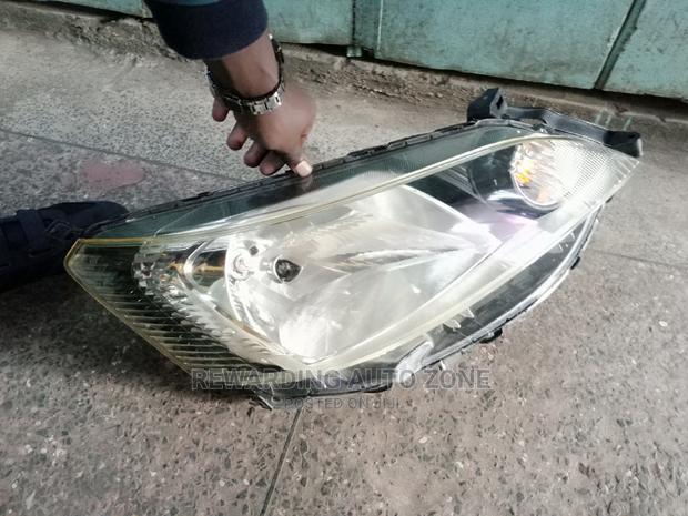 Nv200 Nissan Headlight. - thumbnail 2