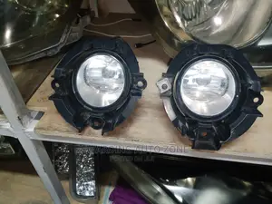 Voxy 2005 Foglights.