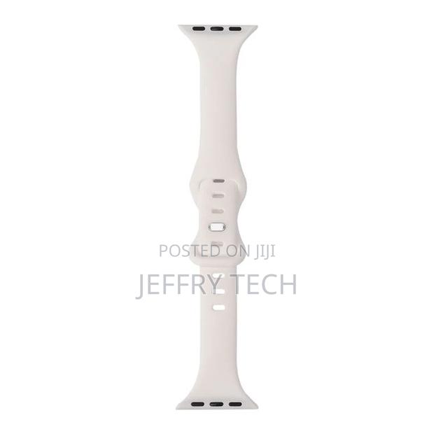 Silicone Replacement Strap for Apple Watch Series 7 41mm / 6 - main view