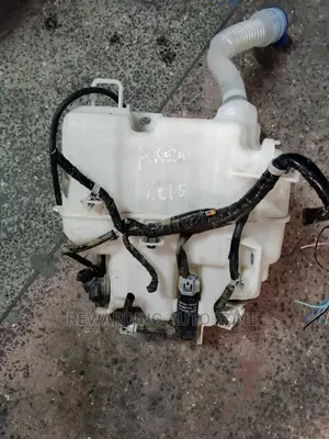 Axela Mazda 2013.Washer Bottle.