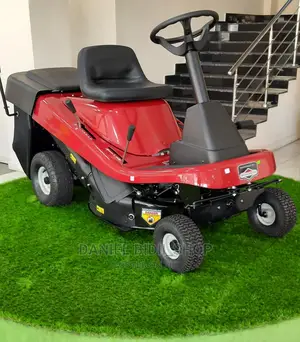 Briggs and Stratton Ride on Lawn Mower 12hp 30 Inches Blade