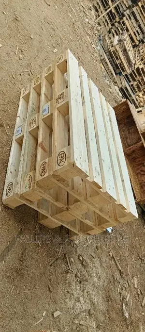 Wooden Pallets/ Euro/ Epal / Store