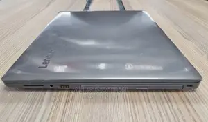 Laptop Lenovo V330 8GB Intel Core I5 HDD 1T