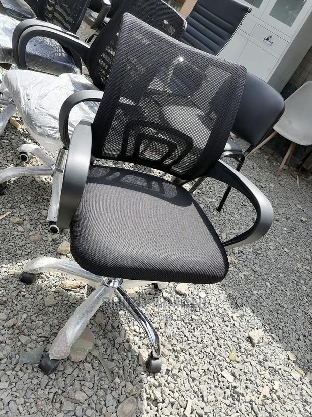 High Quality Office Chair - thumbnail 2