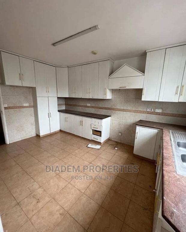 3bdrm Apartment in Valley Arcade for rent - thumbnail 7