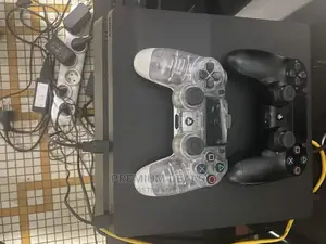Chipped Slim With 10games Available