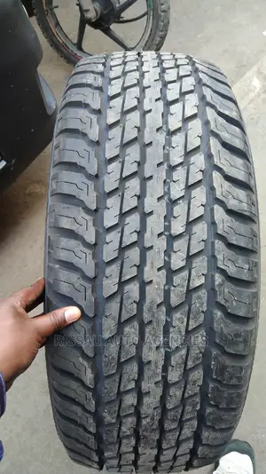 285/60 R 18 Yokohama Tyres Made in Japan.