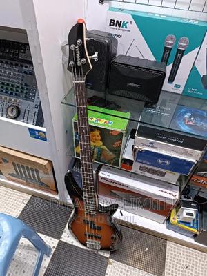 Yamaha 4 String Passive Bass Guitar - thumbnail 2